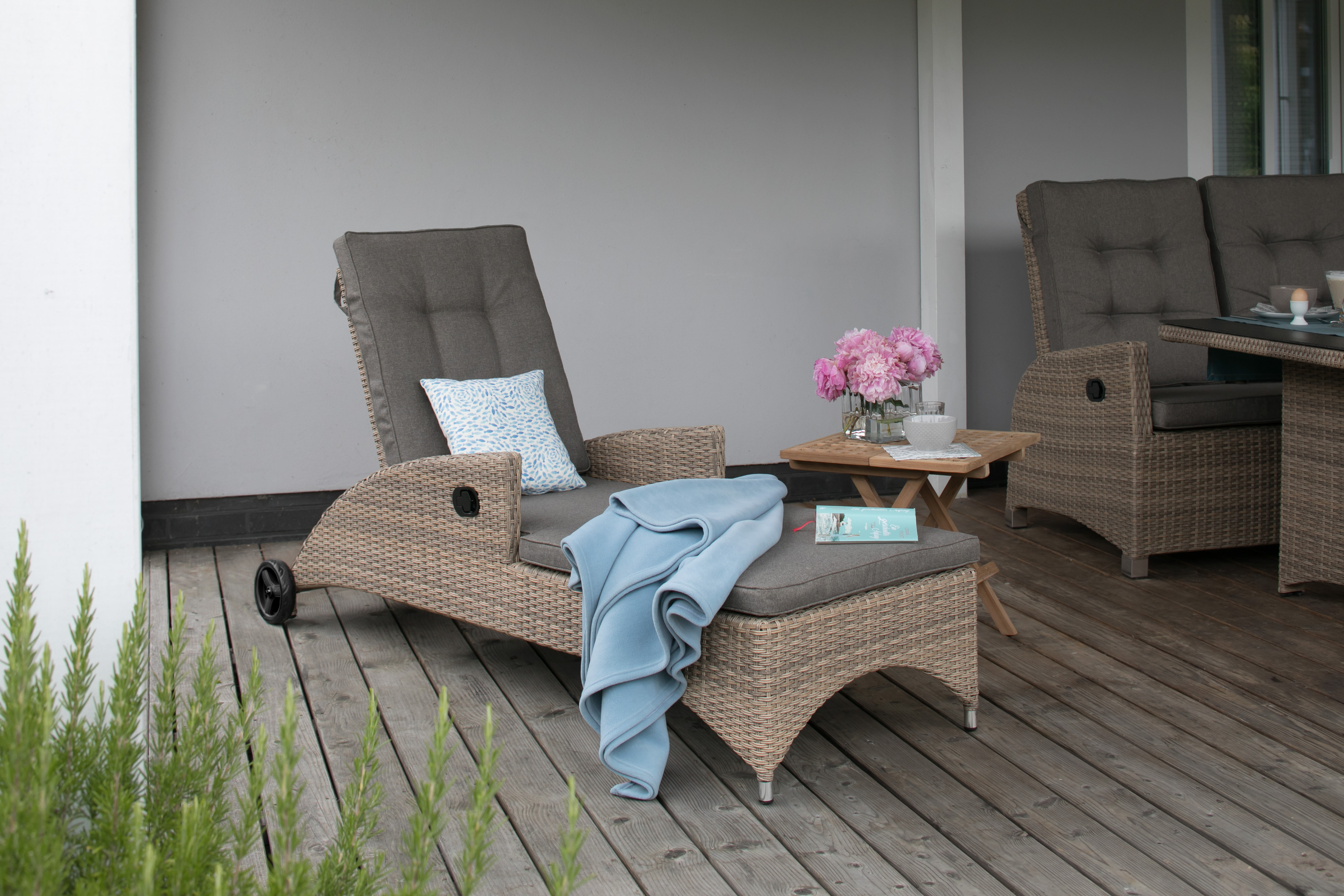 40515_miraflor_juan_liege_8mm_spotted-brown_b1