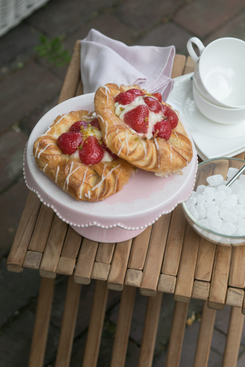 66099_woodie_beistelltisch_cross_milieu